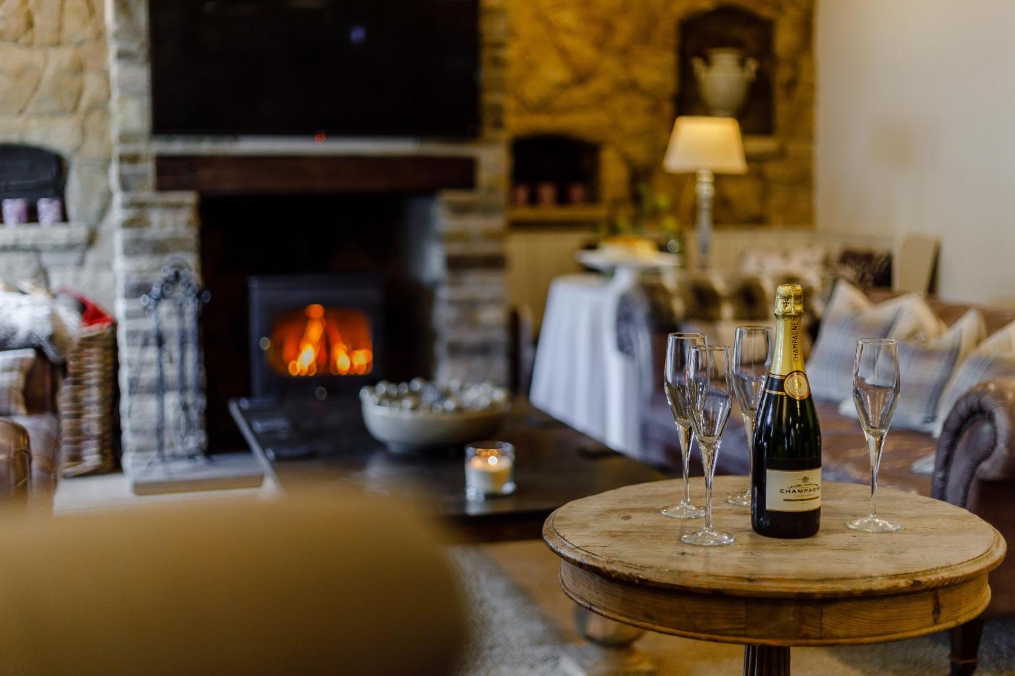 The Grousemoor - North Wales Luxury 7 Bedroom Holiday Rental Llandegla Ngoại thất bức ảnh